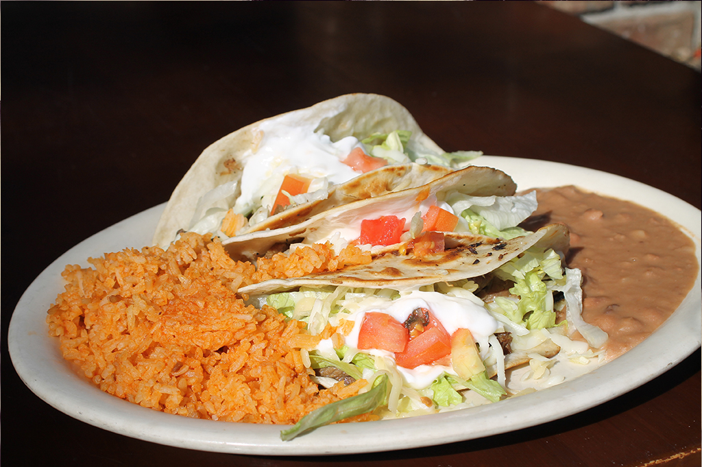 About Santi's Restaurante Mexicano and reviews